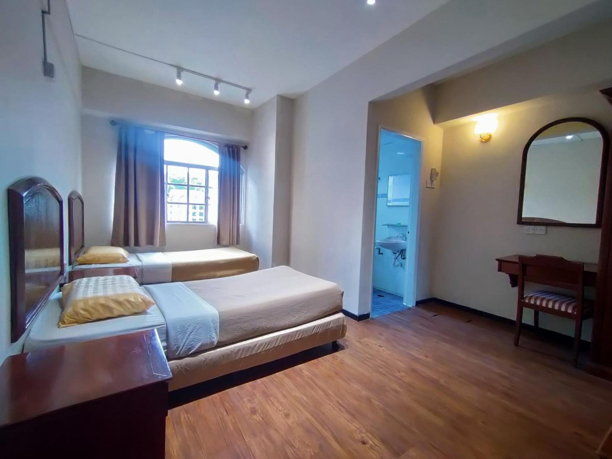 ברינצ'אנג The Little Star Studio Hotel- Star Regency מראה חיצוני תמונה
